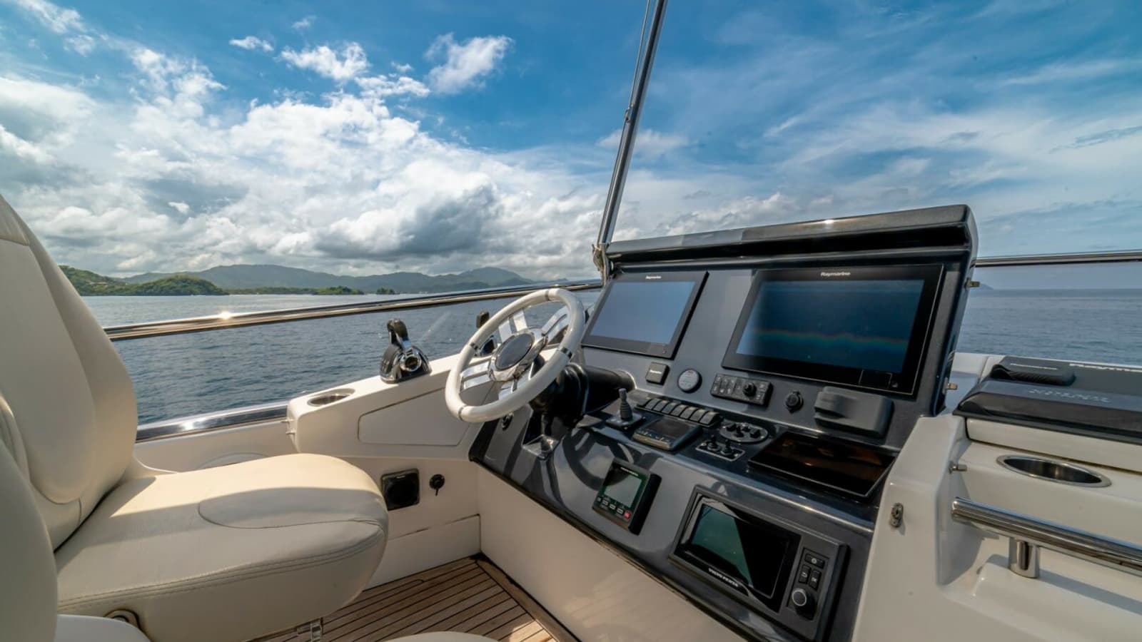 2017 Azimut 77 "Carpe Diem"