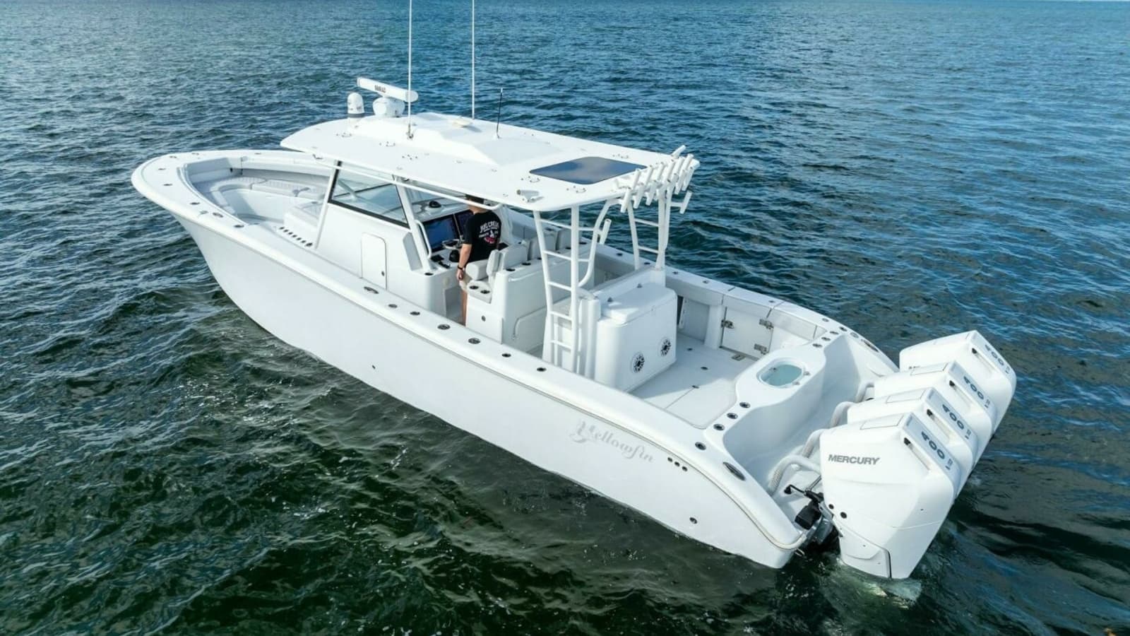 2024 42 Yellowfin