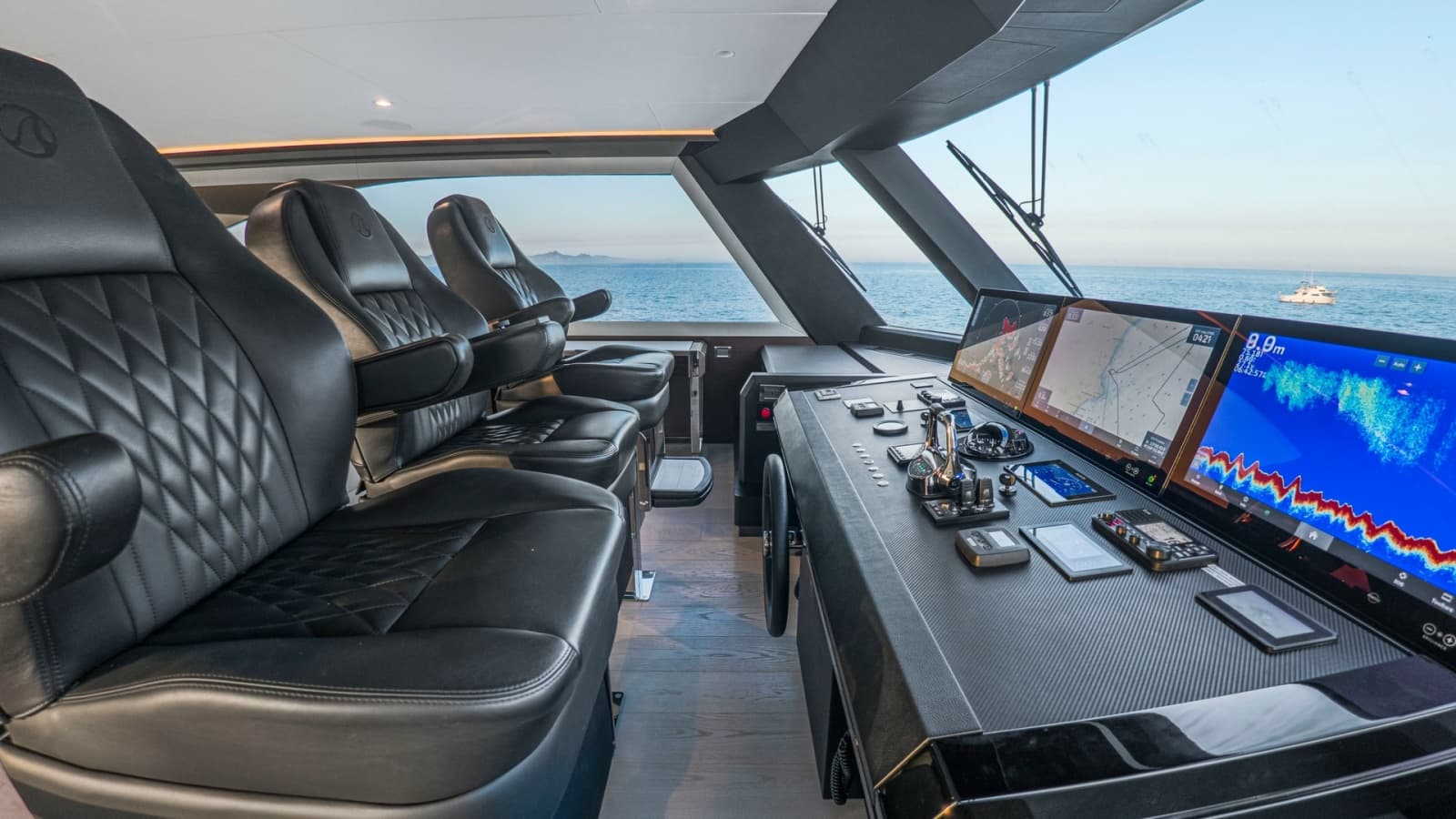 2024 Ocean Alexander 28E "LONE STAR"