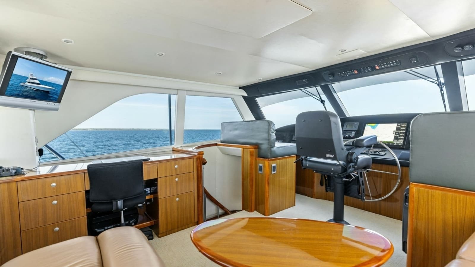 2008 Viking 68 Skybridge "Liquid Apple"