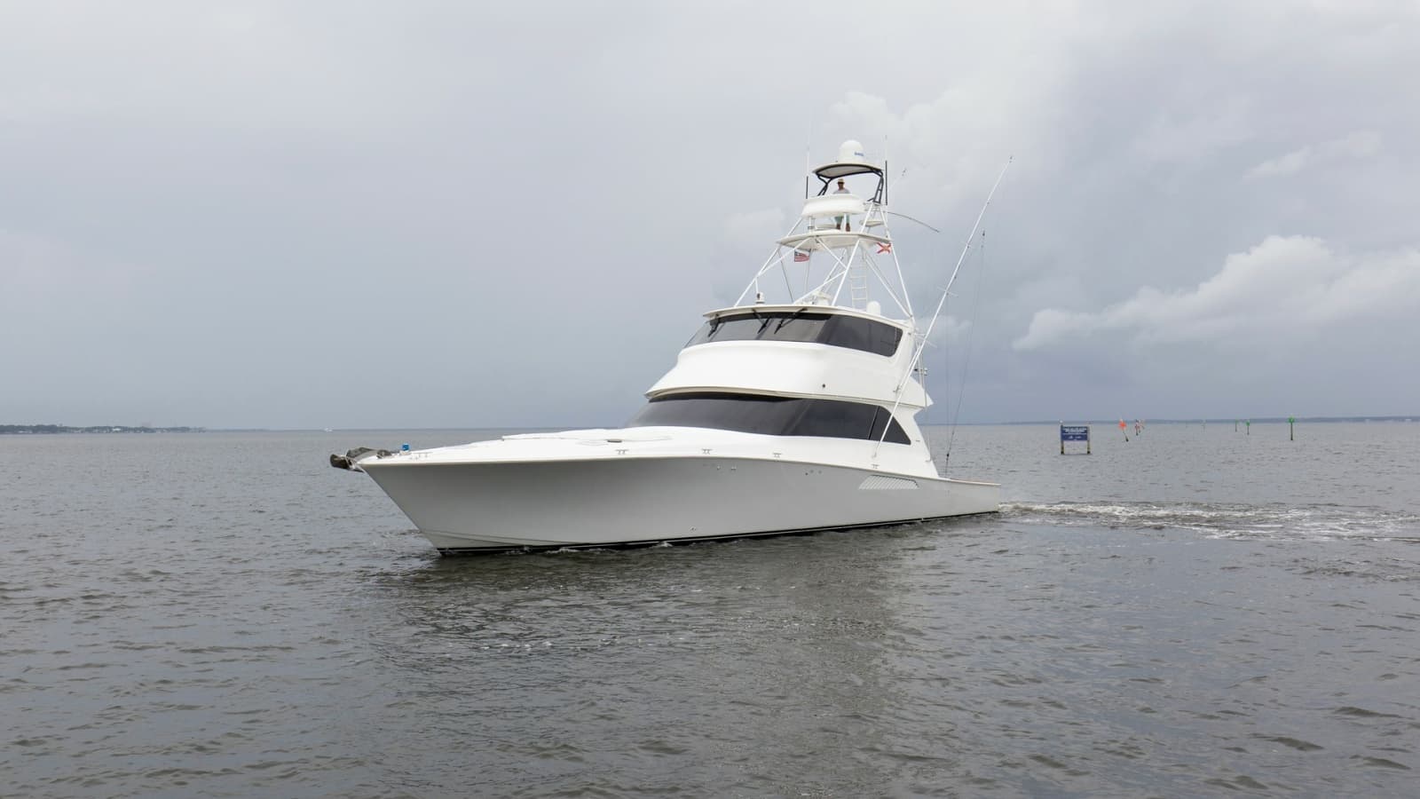 2007 74 Viking Enclosed Bridge Never Settle Profiles (2)
