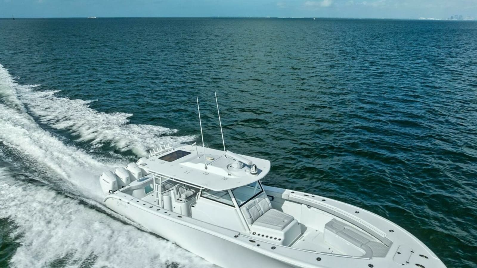 2024 42 Yellowfin