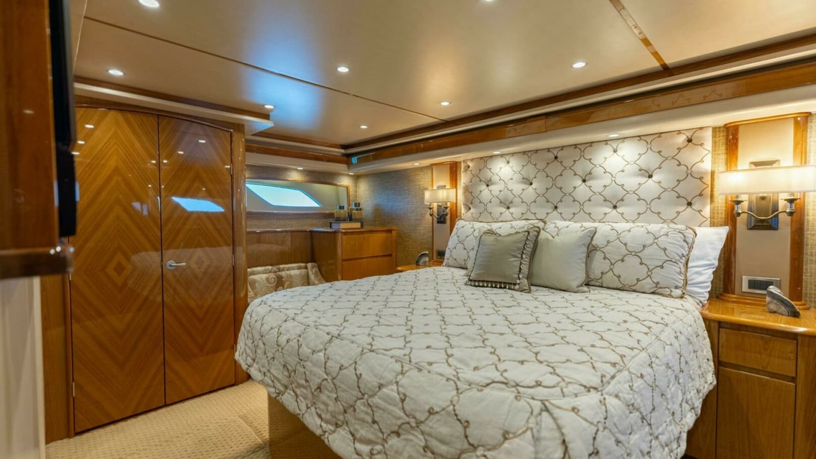 2013 Viking 76 Convertible- REEL FIRE- Master Stateroom