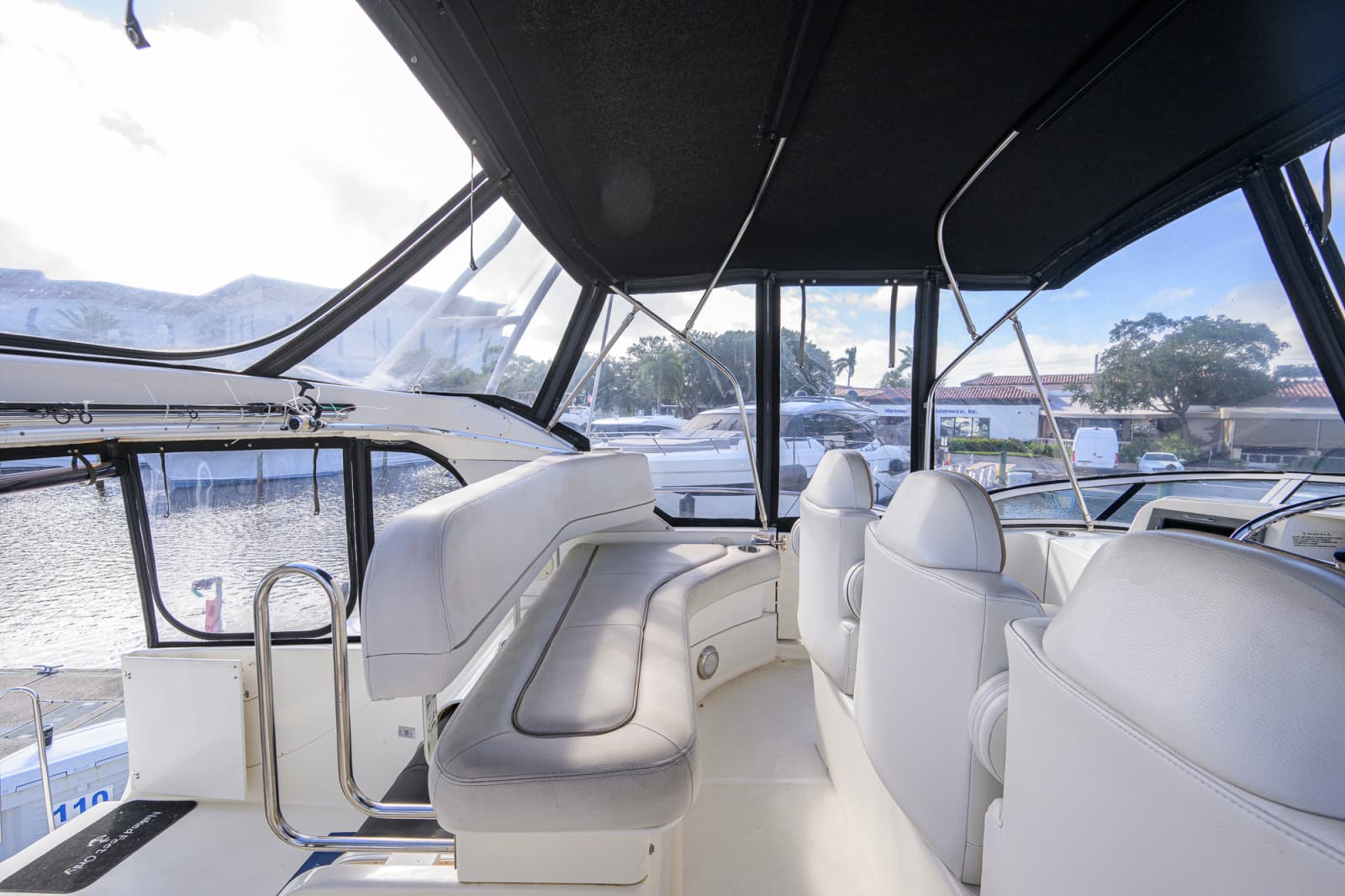 2005 Silverton 39 Motor Yacht