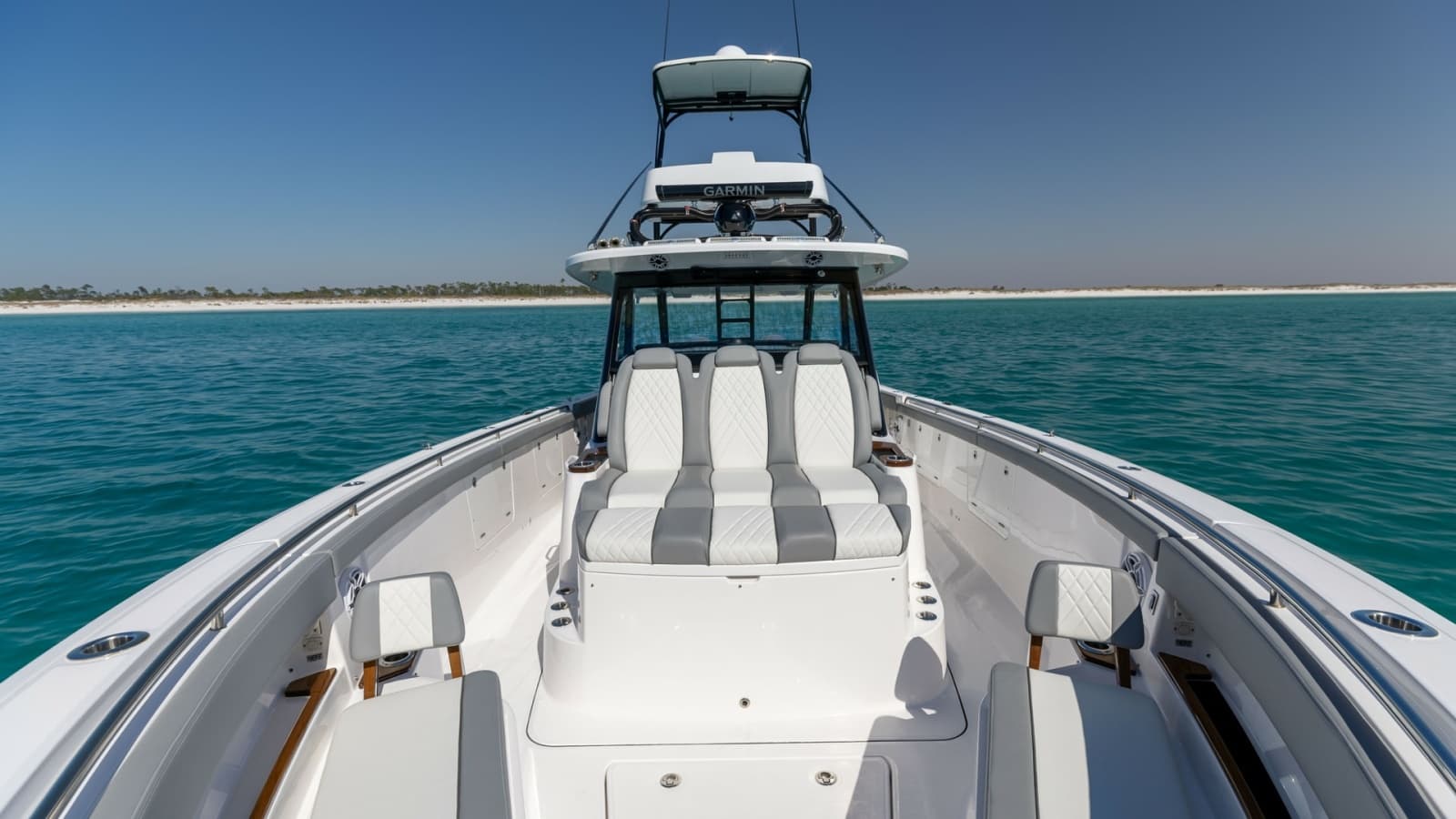 Forward Seating Area with Helm View