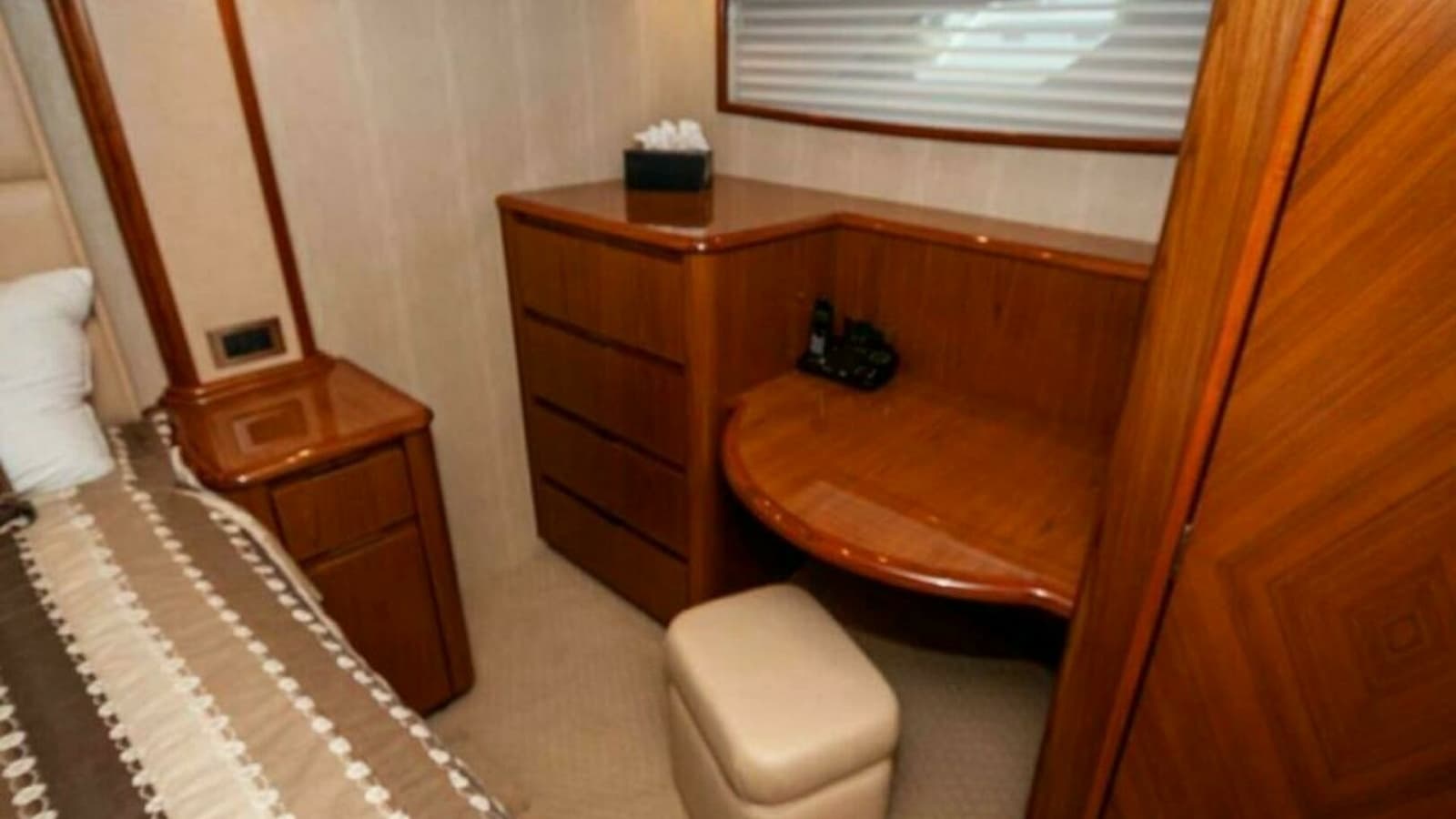 2012 76 Viking Sky Bridge Barefoot Drive Master Stateroom (7)