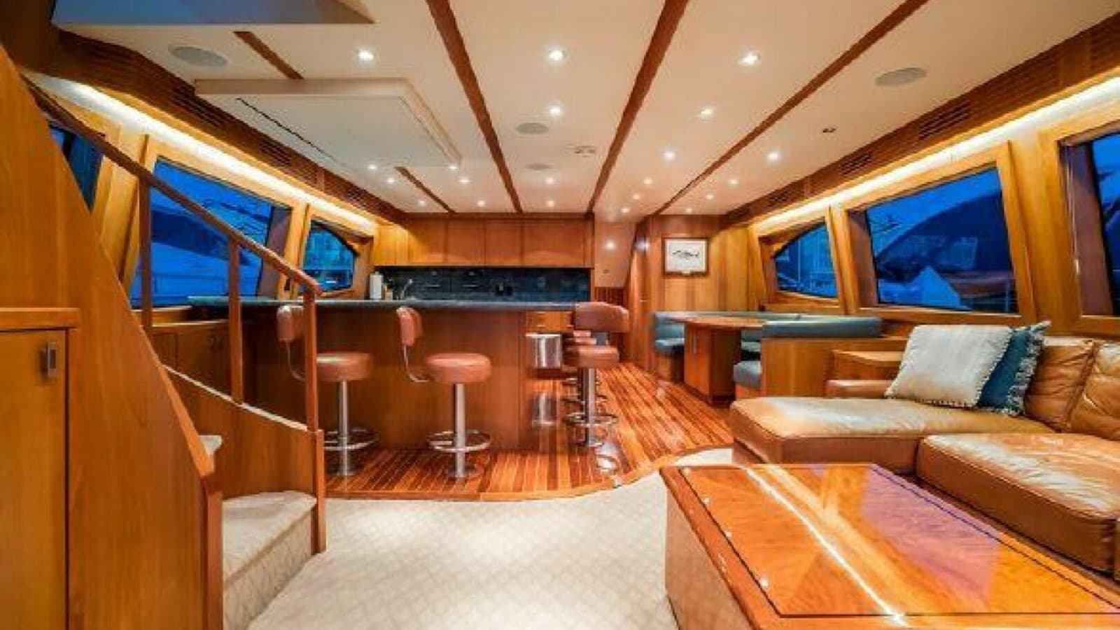 2008 77 Enclosed Bridge -"Desperado"-Galley