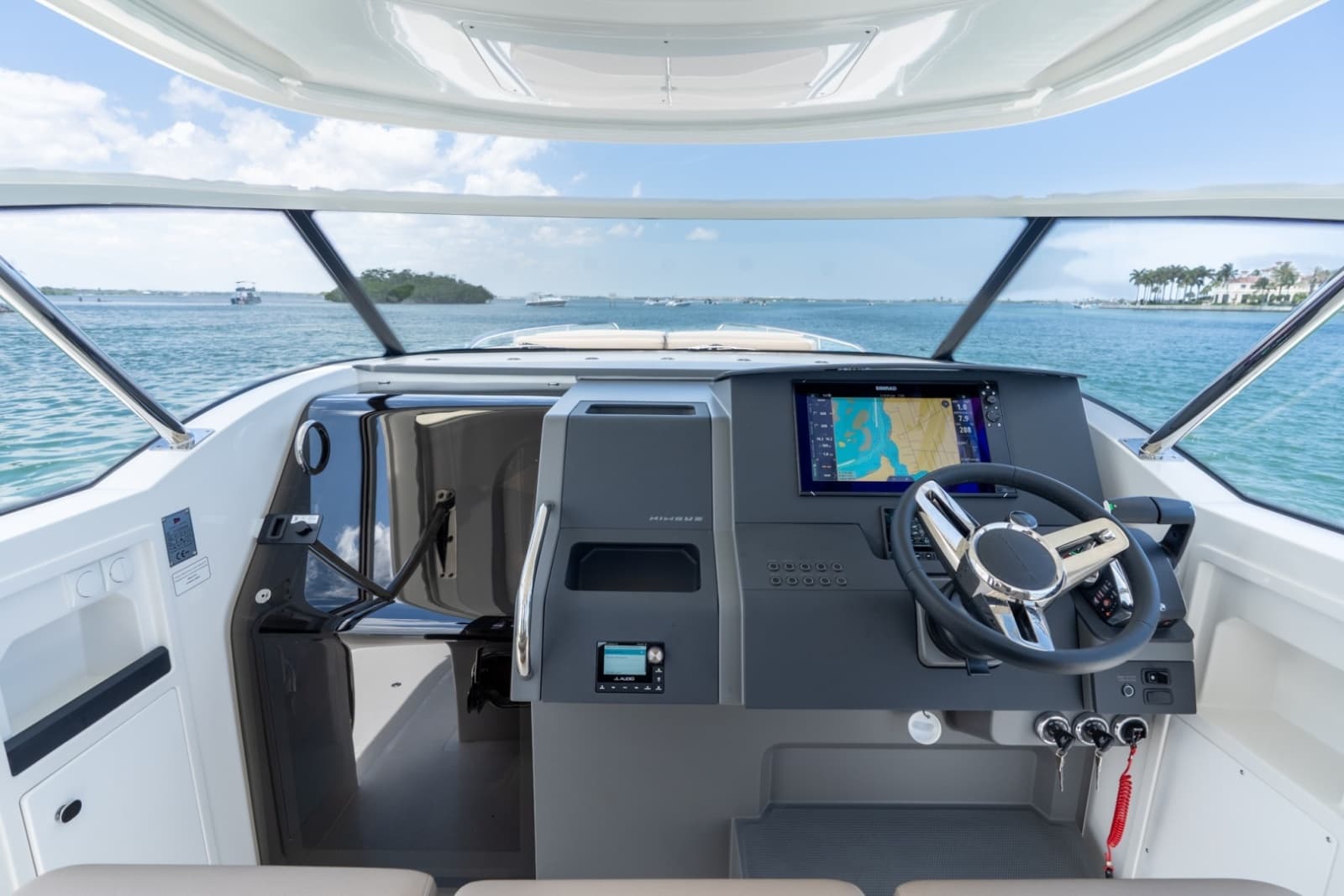 2025 Nimbus Tender 11
