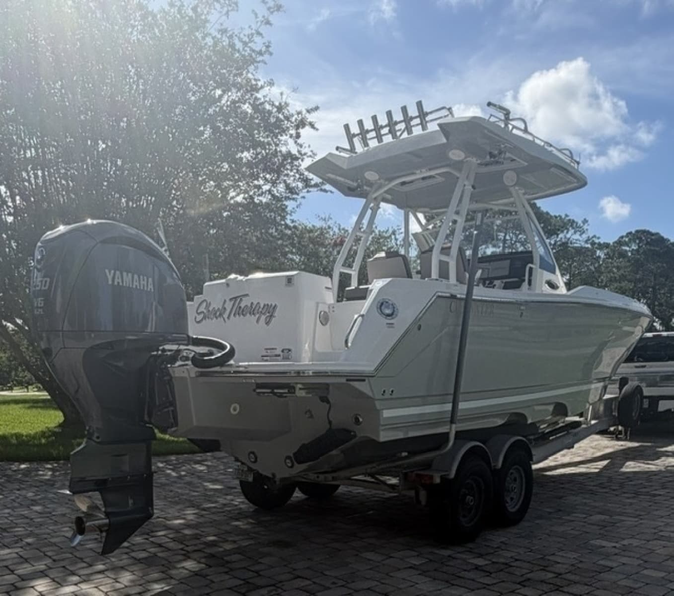 Cutwater 24 - Exterior Profile