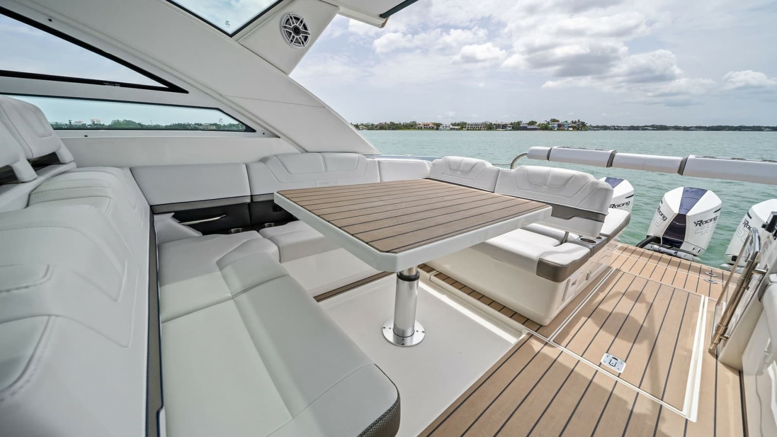Spacious Cockpit Lounge Area