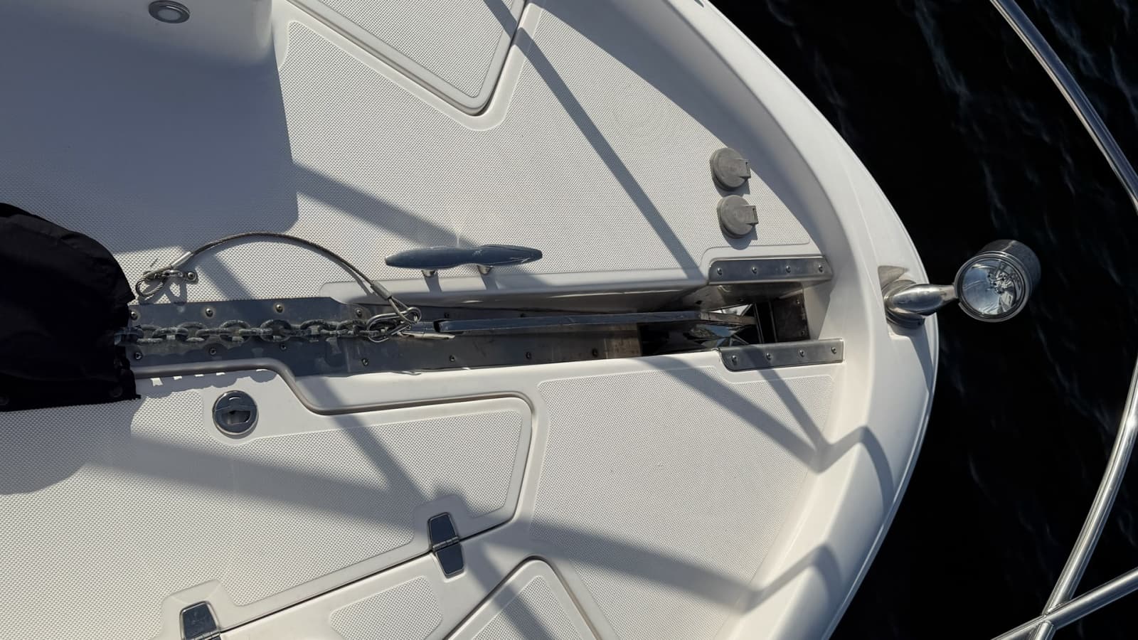 Bow Anchor and Chain System