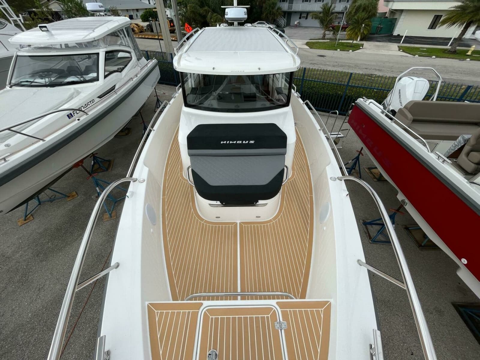 2024 Nimbus Commuter 9