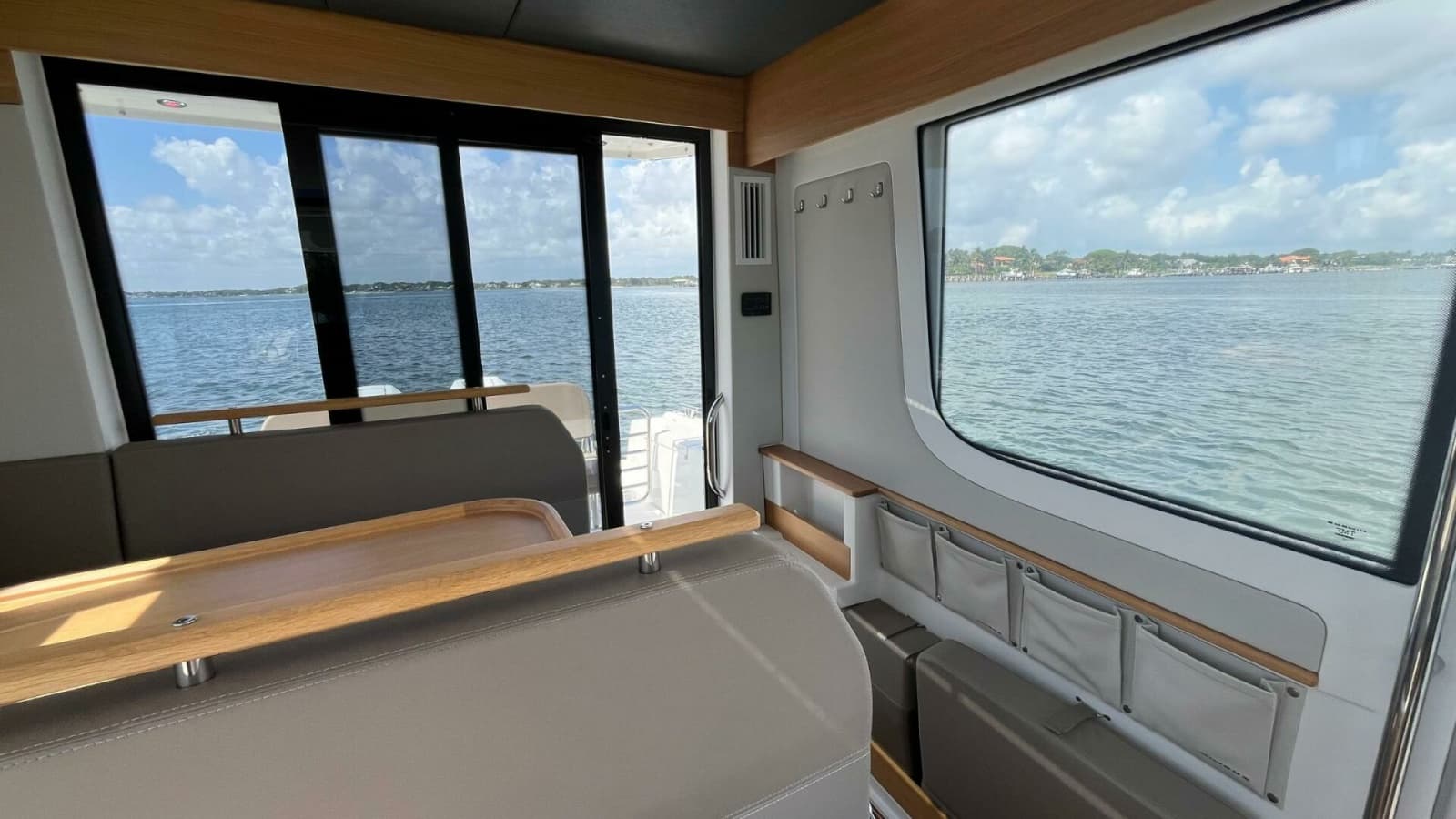 2025 Nimbus Commuter 11