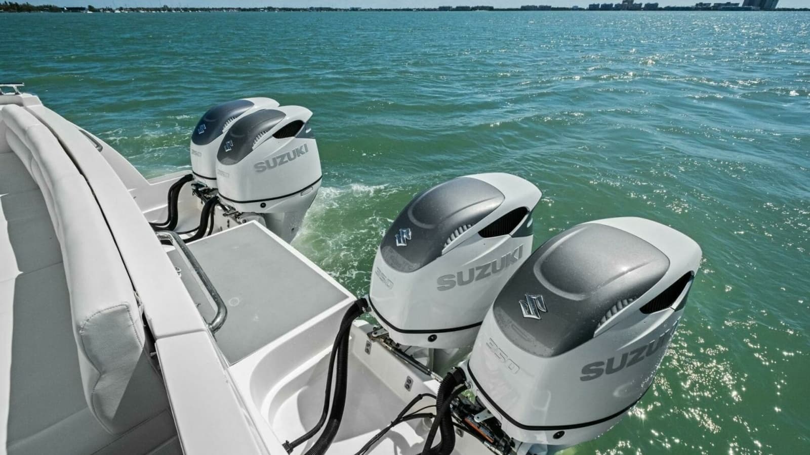 2018 Outboard Express Catamaran 47 - Engine