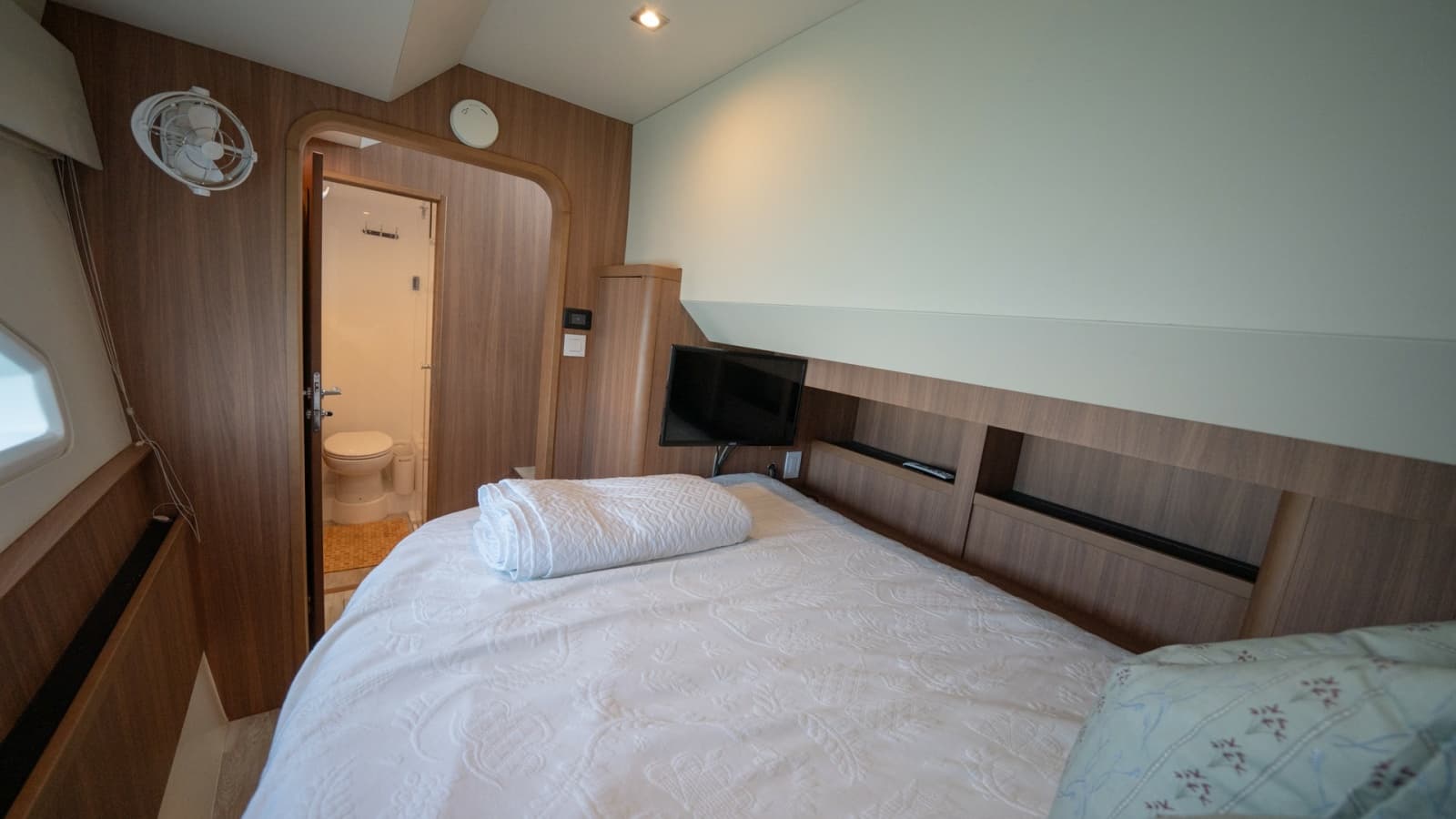 Guest Stateroom with Ensuite Access