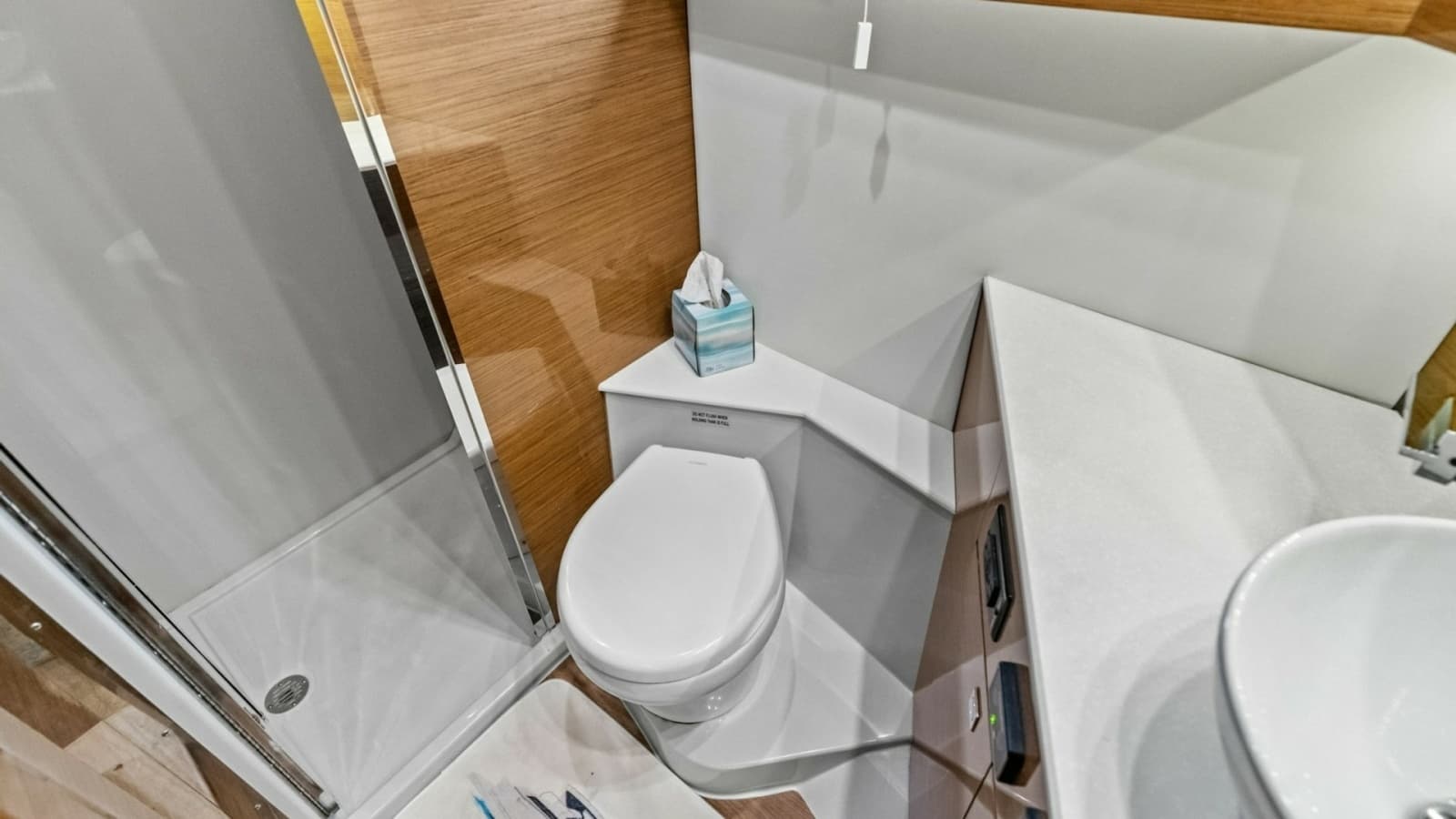2019 Cruisers Yachts 42 Cantius 'Truly Ineffable'