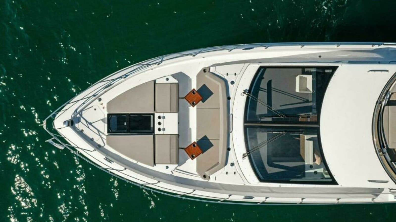 2023 Cruisers Yachts 60 Cantius Fly Bow 5
