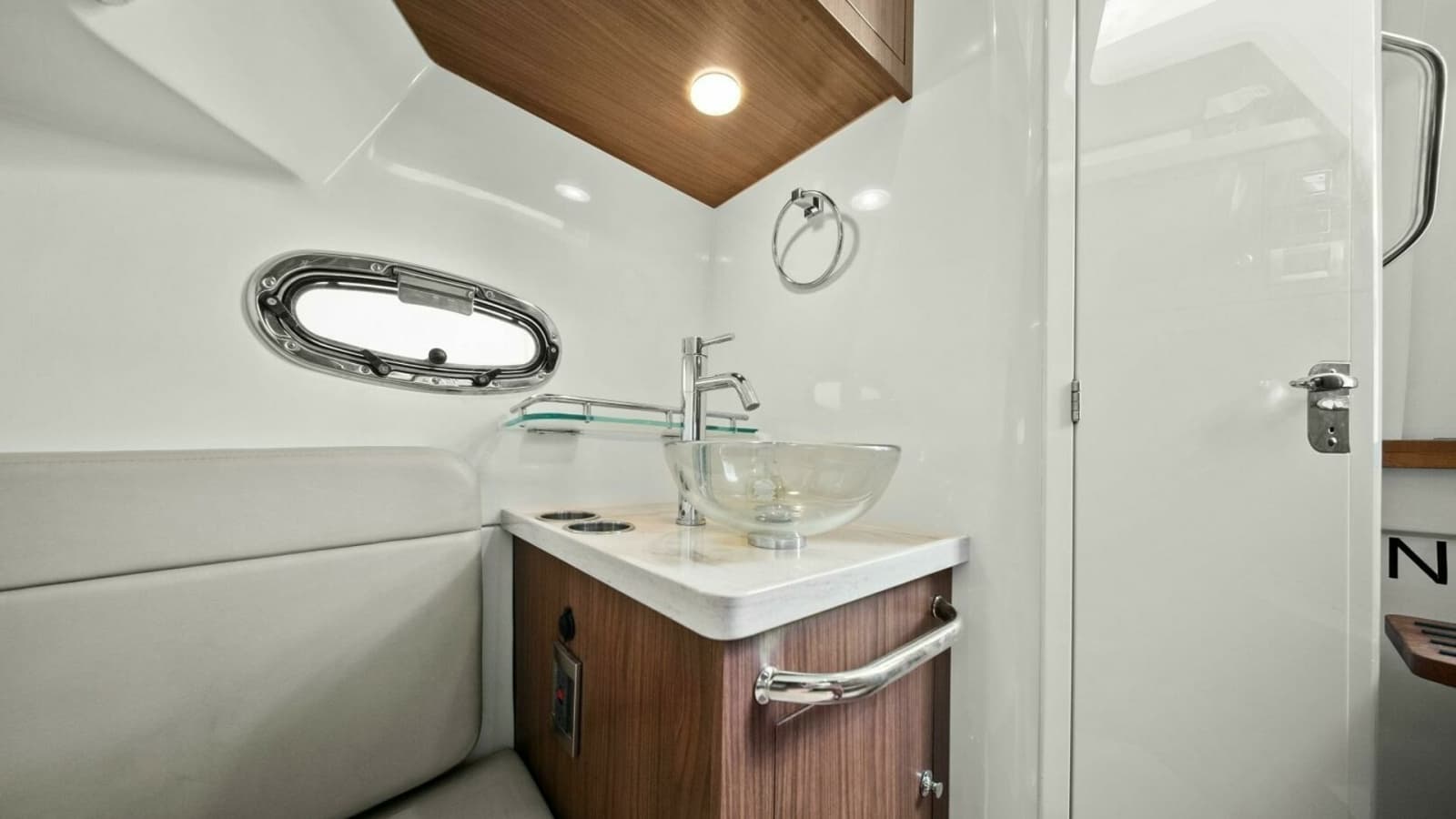2019 Boston Whaler 380 Outrage 'Lima Kilo' - Cabin
