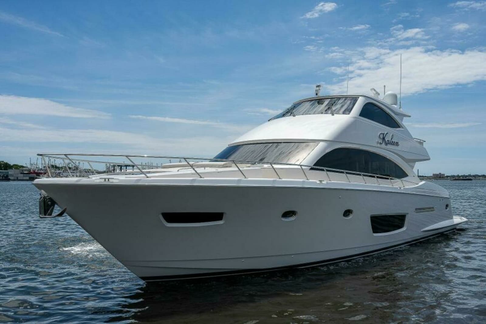 Viking 75 MIRAGE - Port Bow Profile