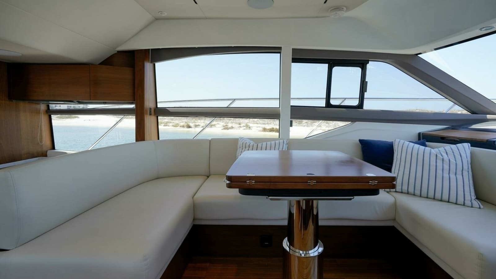 2021 Princess F50- MAKING TIME- Dinette