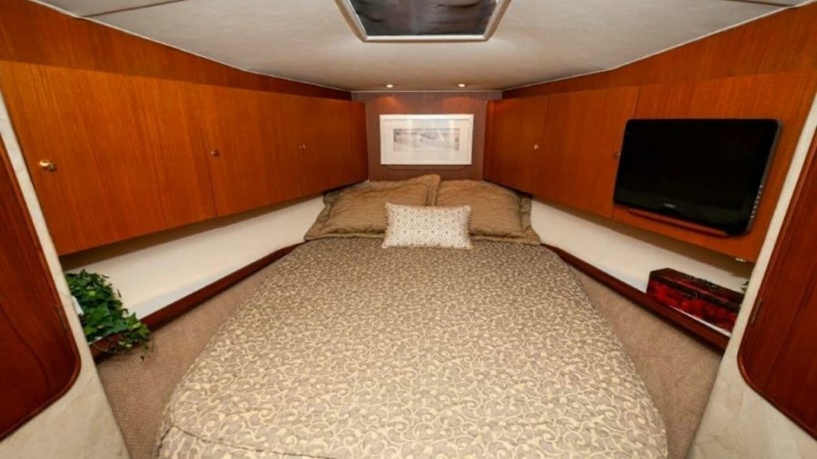 1998 Ocean Yachts 48 Super Sport VIP SR 3