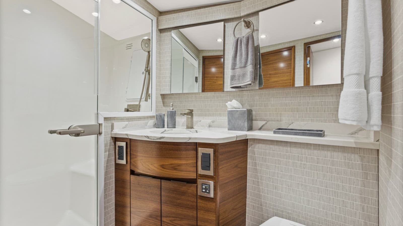 Elegant Ensuite Bathroom with Vanity