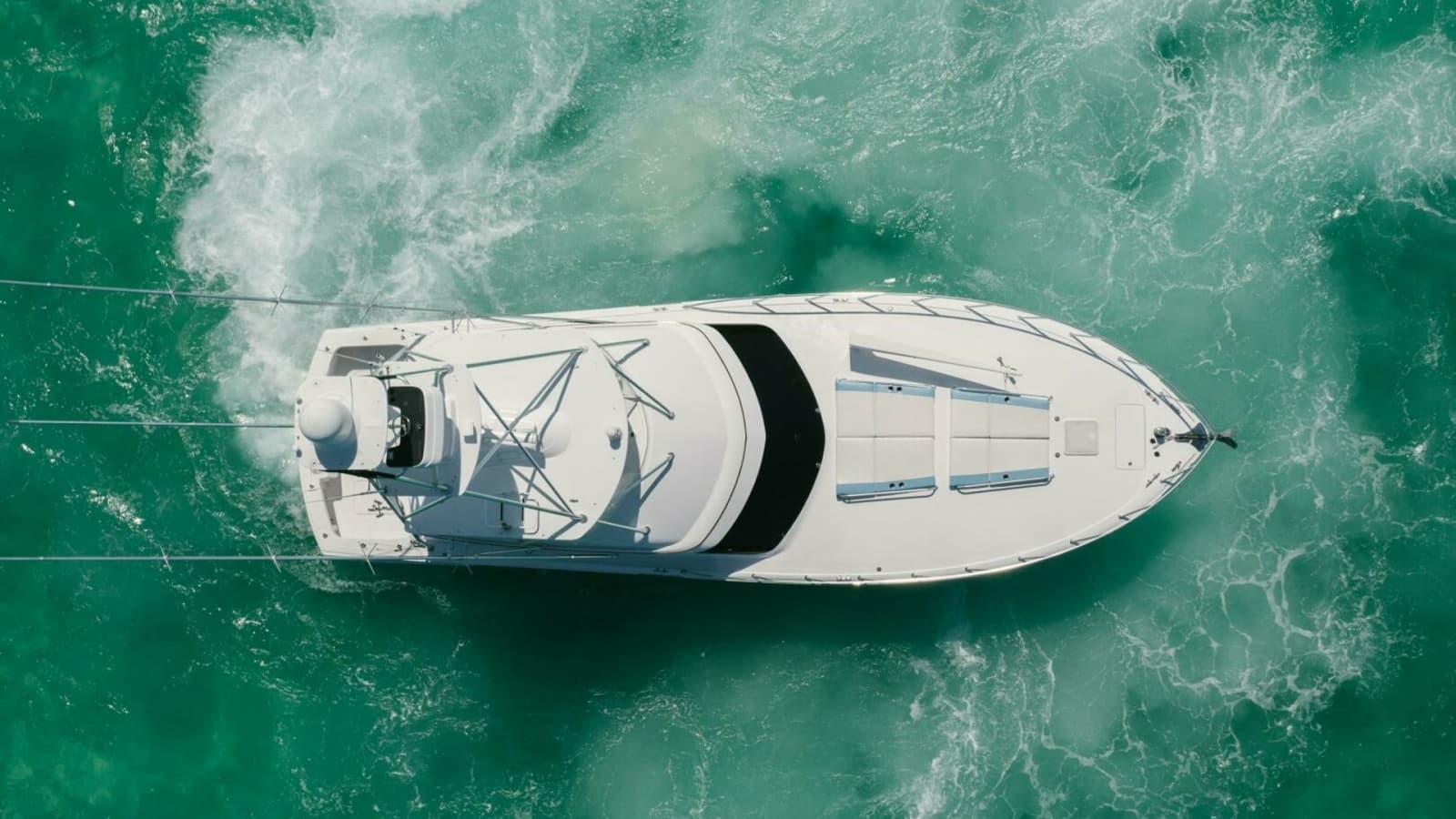 2016 Hatteras GT60 KNOT ON CALL Aerial