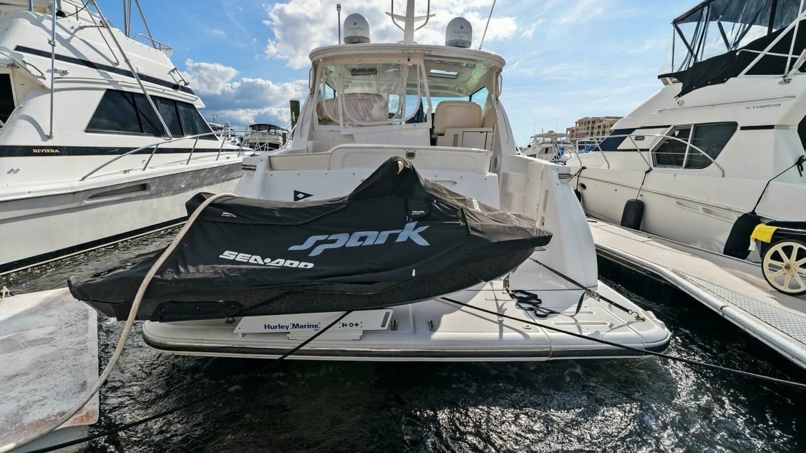 2007 Tiara Yachts 4300 Sovran- Aft Deck