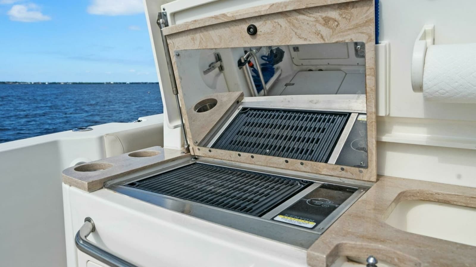 2019 Boston Whaler 380 Outrage 'Lima Kilo' - Wet Bar