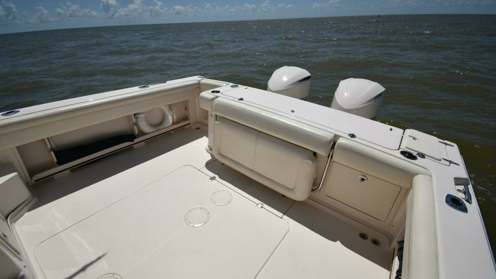 2016 Grady-White 330 Express
