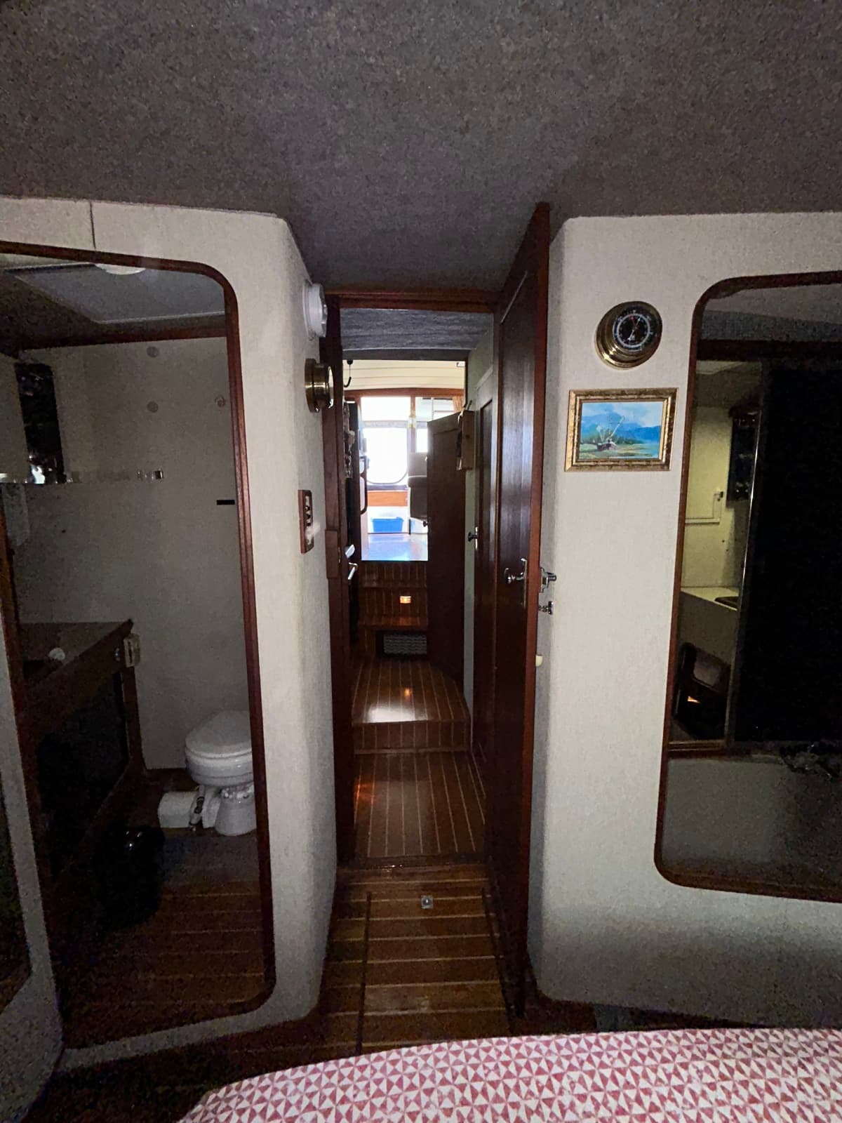 1985 Bayliner  3870