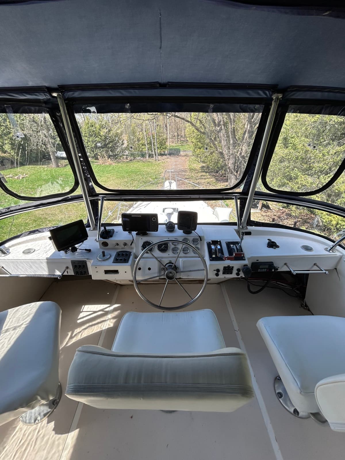 1985 Bayliner  3870