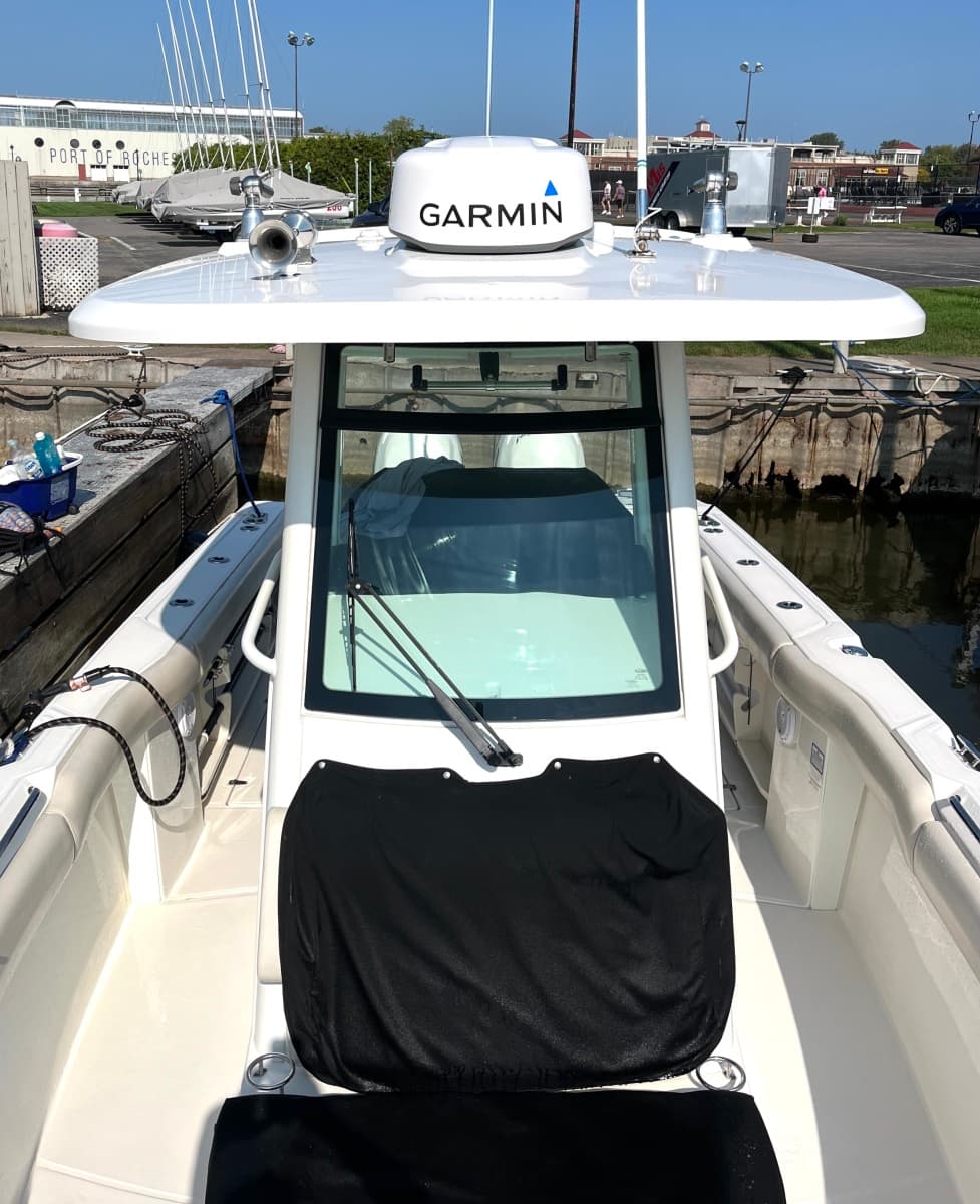 2018 Boston Whaler 280 Outrage