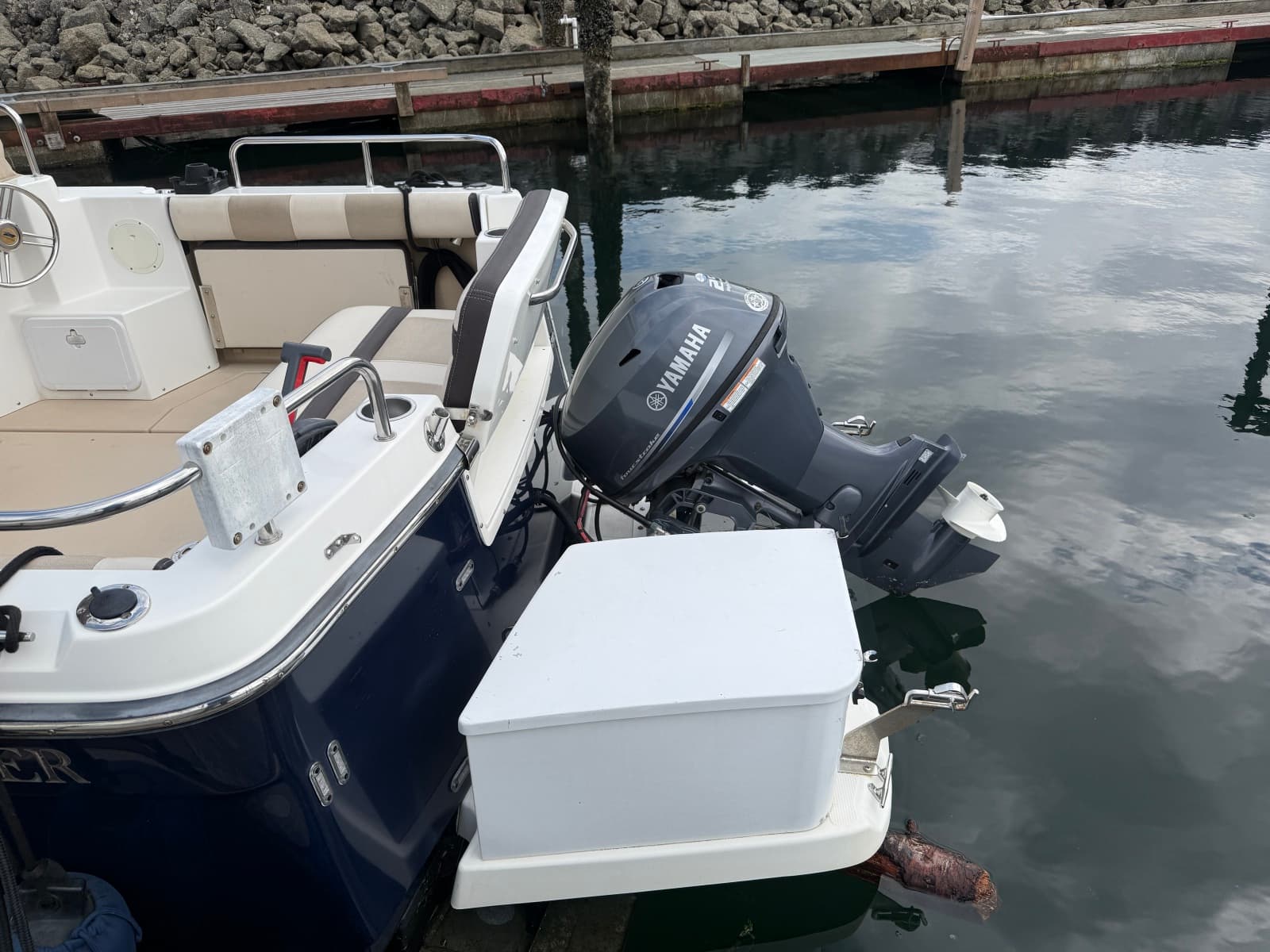 2015 Cutwater C-28 28