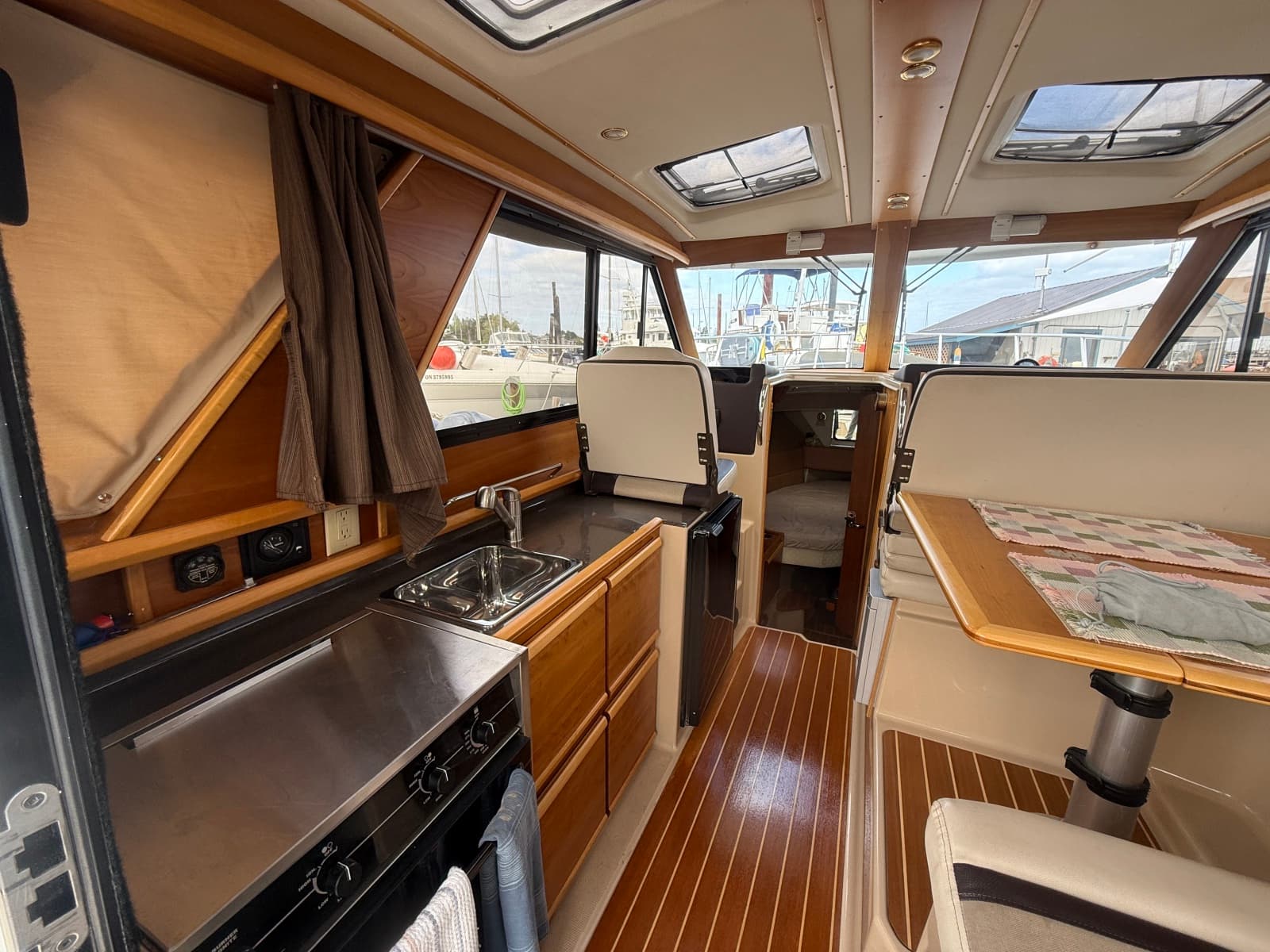 2015 Cutwater C-28 28
