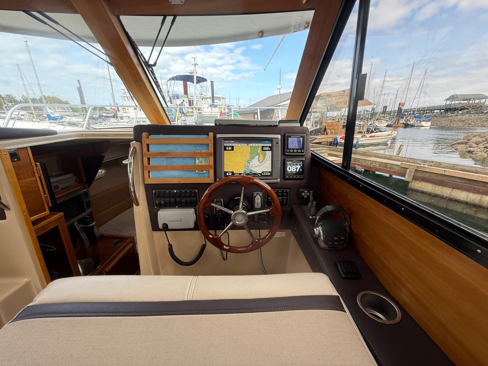 2015 Cutwater C-28 28