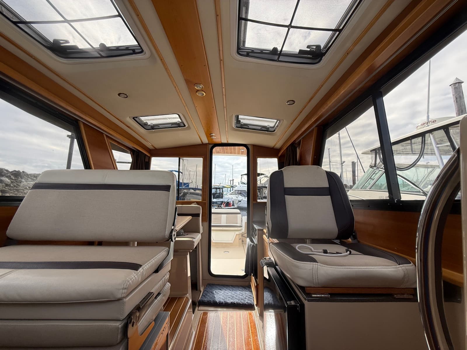 2015 Cutwater C-28 28