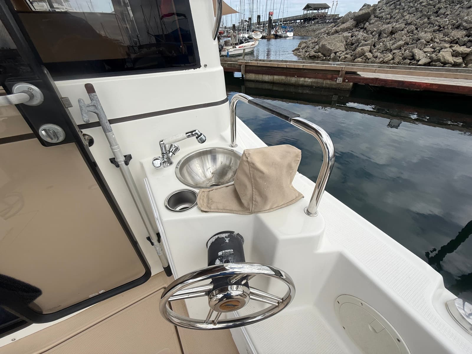 2015 Cutwater C-28 28