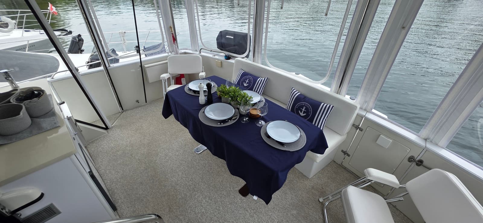 1987 Carver 4207 Aft Cabin 42