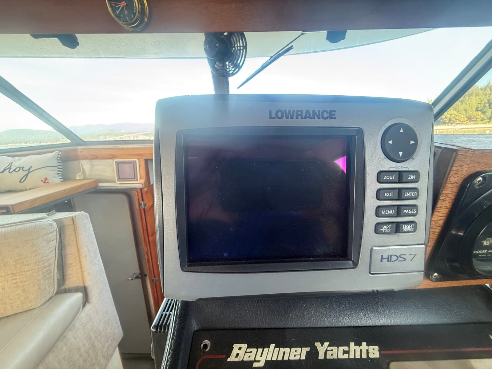 1985 Bayliner 3870 Motoryacht 38