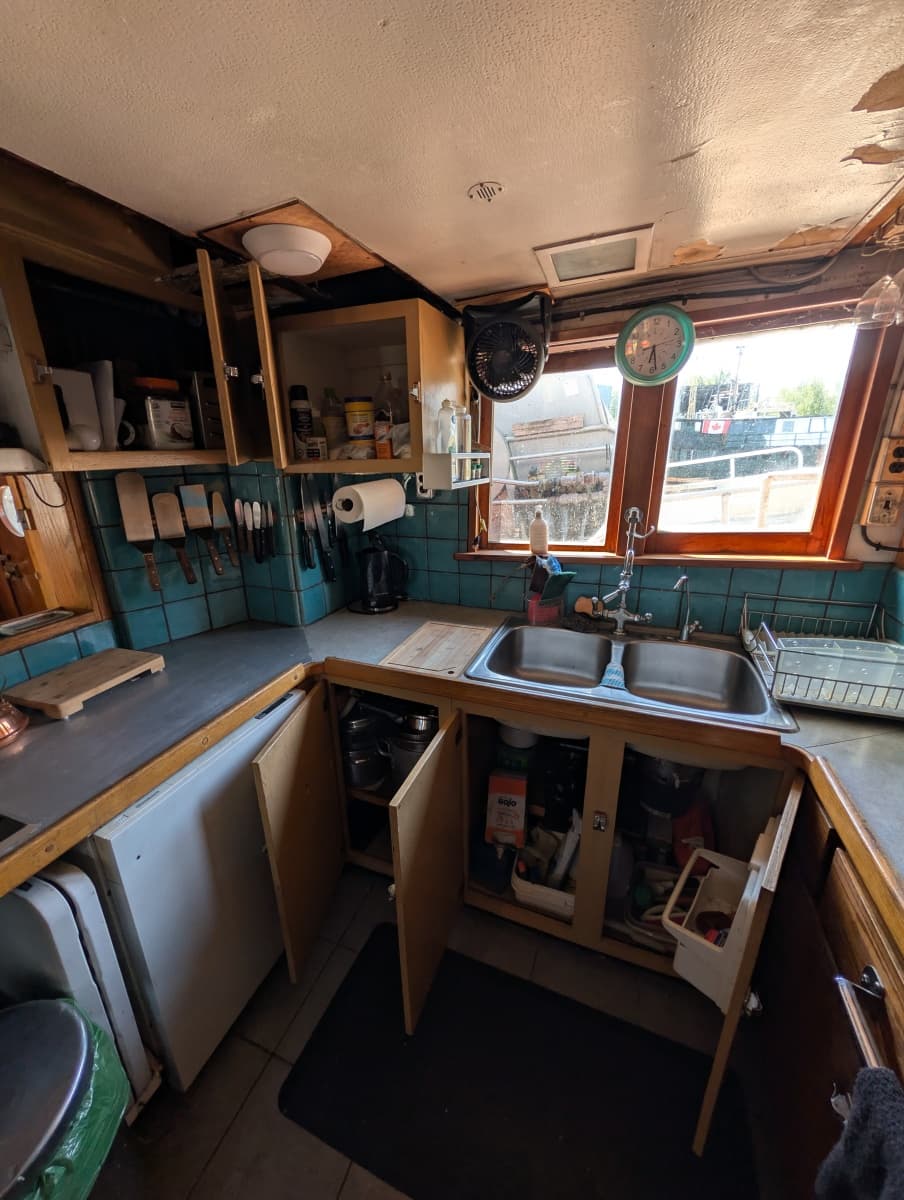 1941 Armstrong Bros. Custom Wooden Trawler Charter Vessel