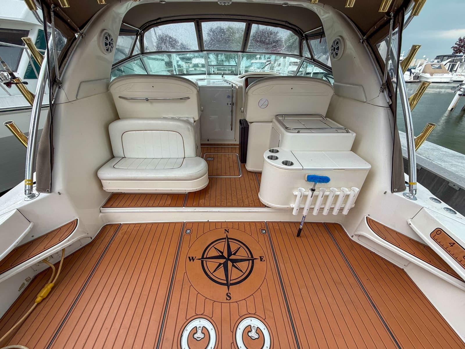 1997 Sea Ray 330 Express Cruiser