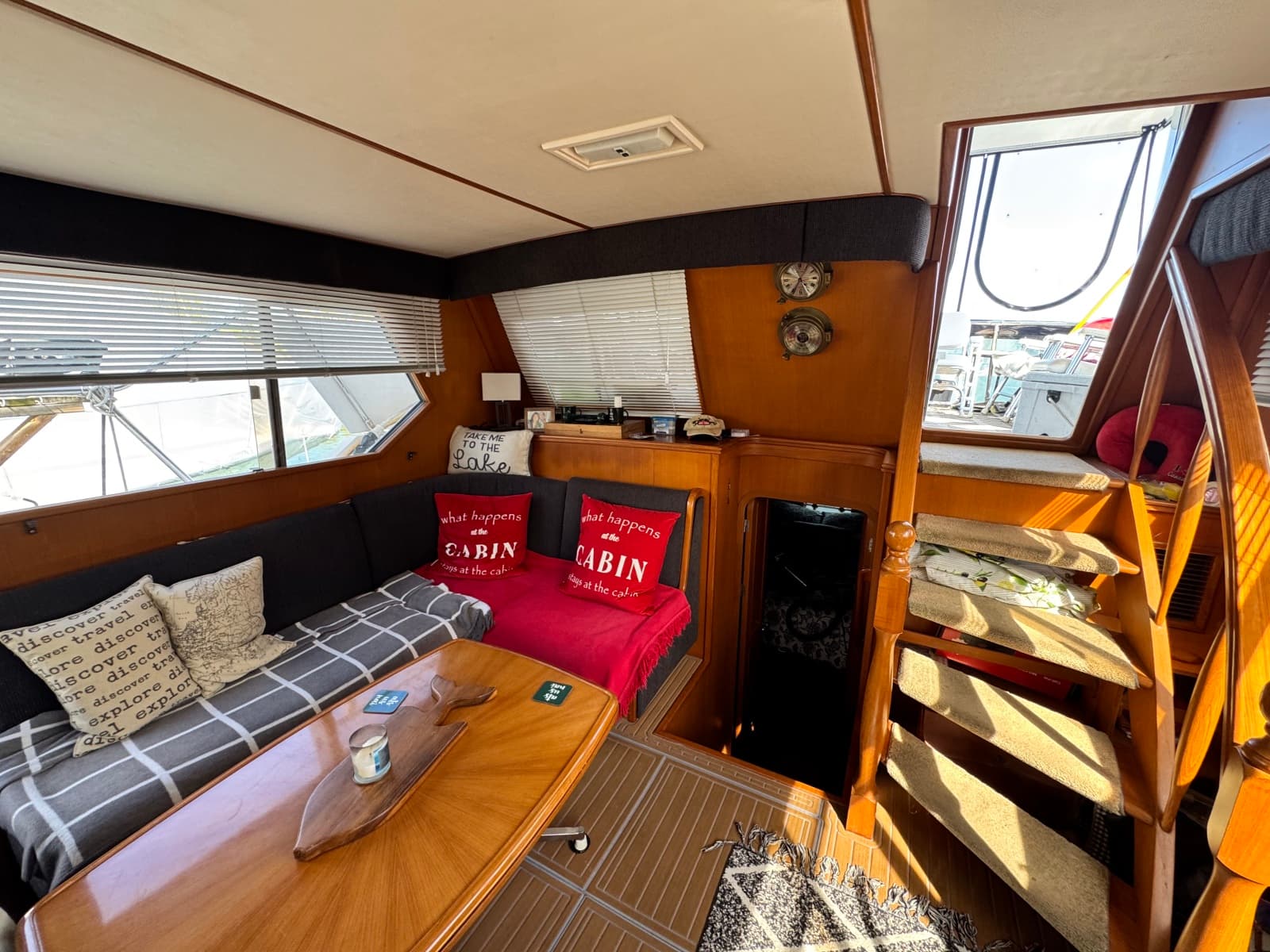 1989 Hi-Star 44 Trawler 44
