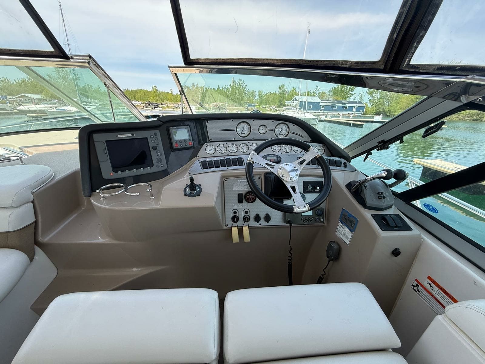 2007 Four Winns 378 37