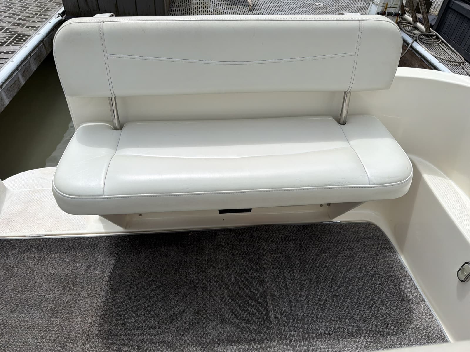 2007 Bayliner 245