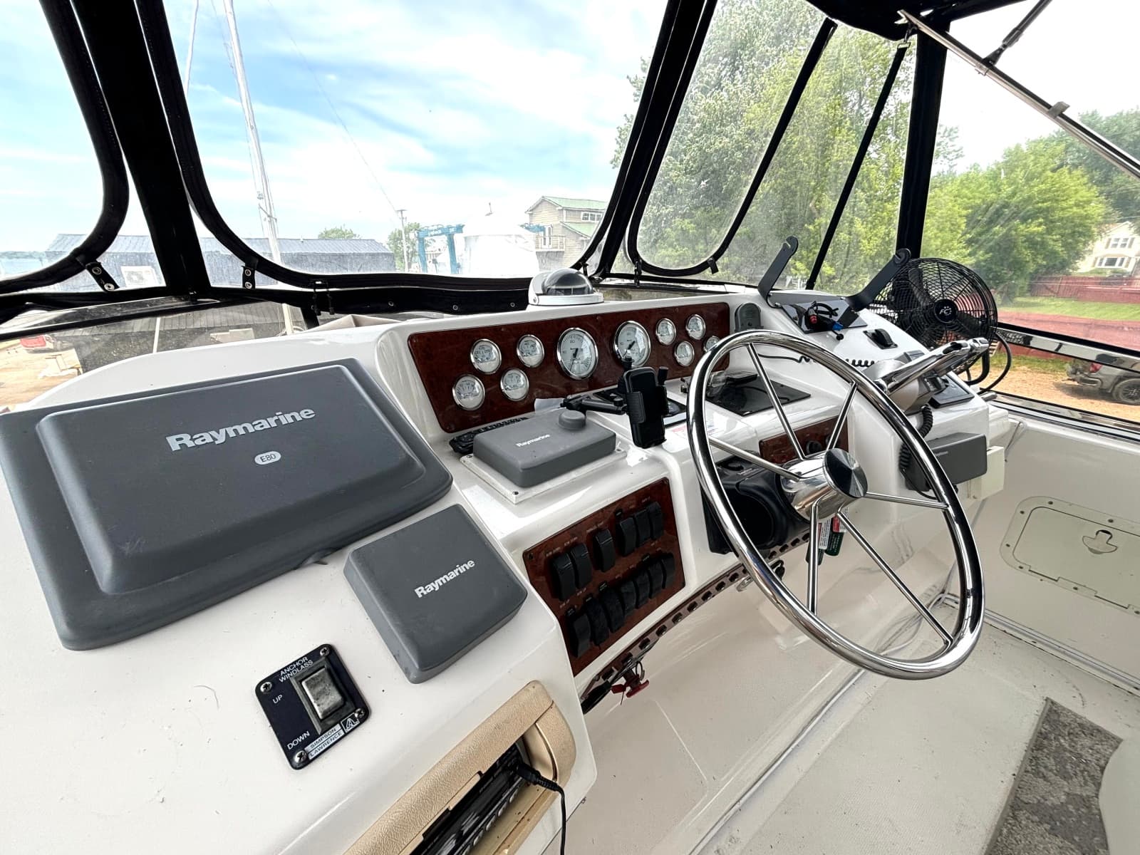 1999 Silverton 453 Motor Yacht