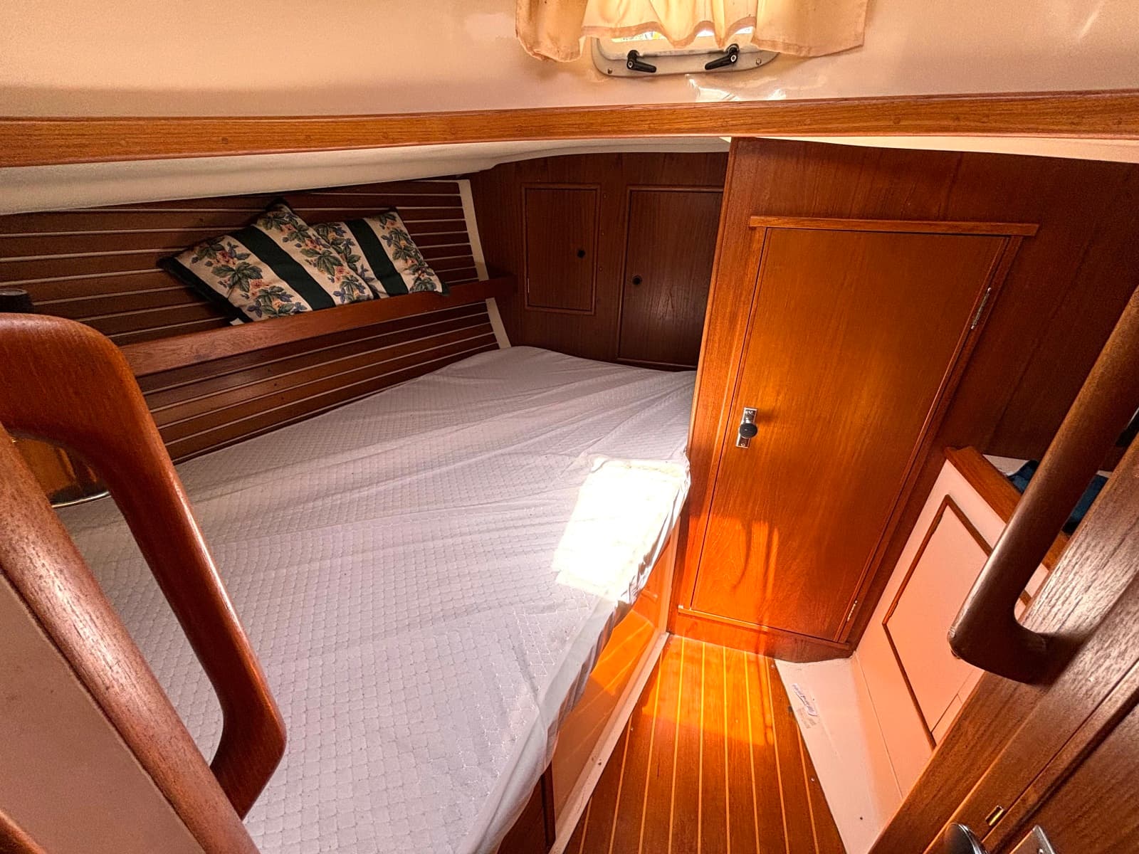 1985 Nonsuch 30 Ultra 30