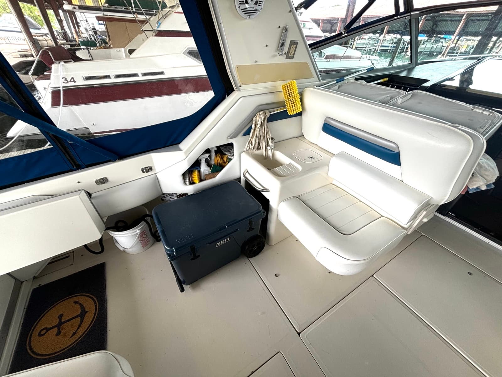 1991 Sea Ray 400 Express Cruiser 40