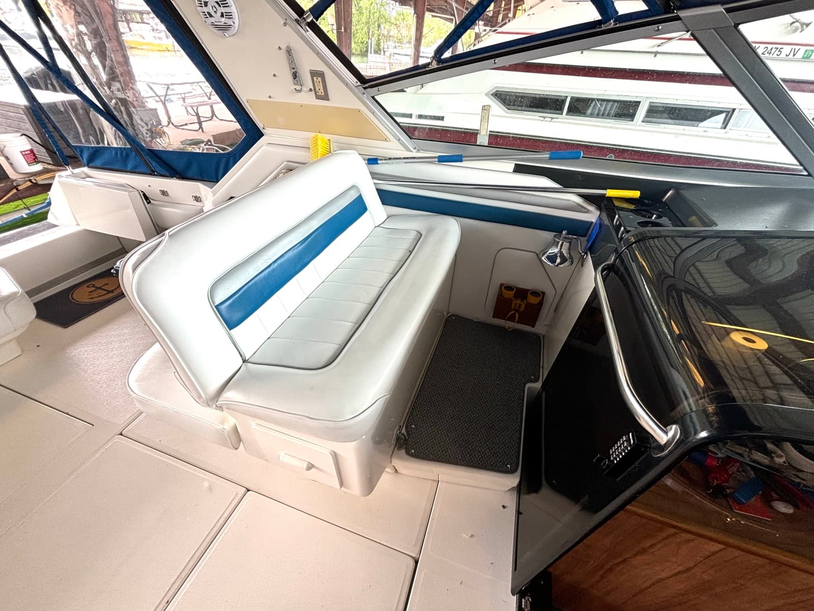 1991 Sea Ray 400 Express Cruiser 40