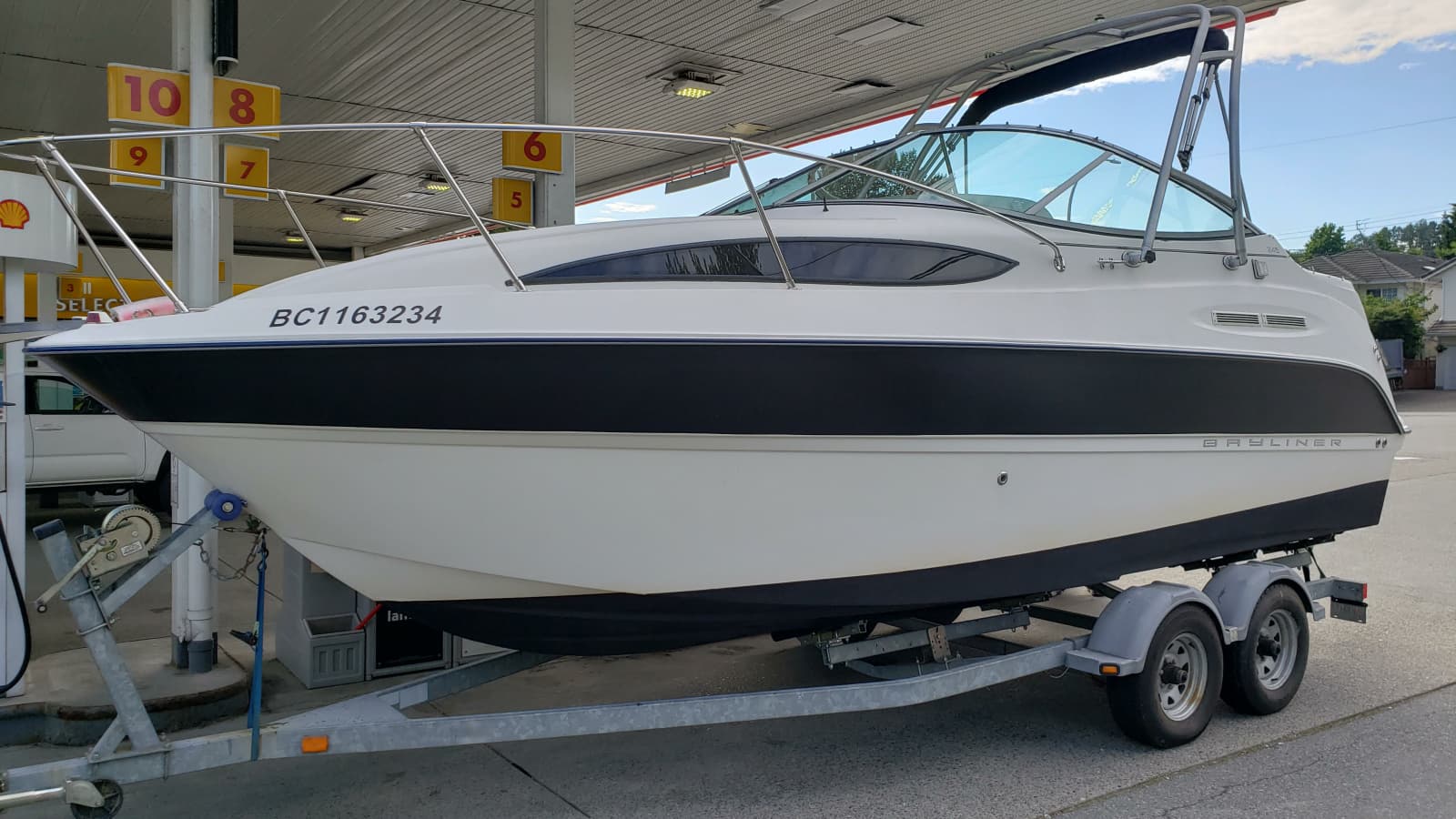 2007 Bayliner 245